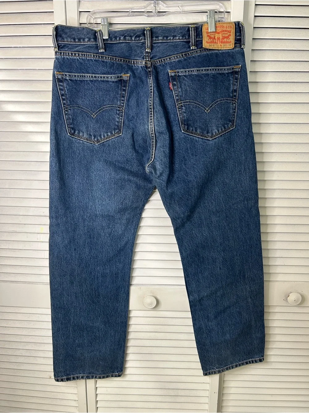 Levi Strauss Classic Men's 505 Blue Denim Jeans‎ Size 38/30